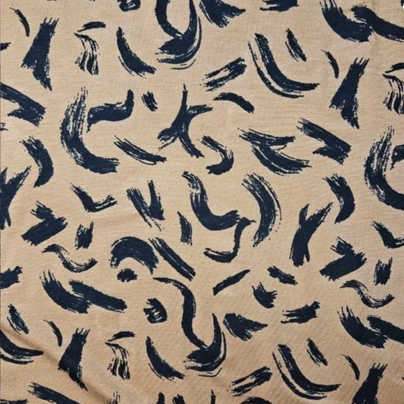 Nine West Shirt Womens XL Abstract Print Soft Spun Short Sleeve V-Neck Top - Picture 3 of 7